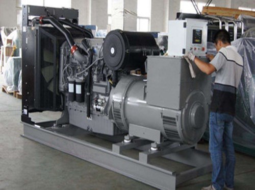 北屯柴油发电机空气滤清器堵塞会对发电机组产生哪些影响？