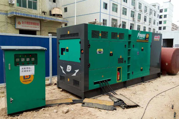 北屯为什么夏季要重点检查发电机组的燃油系统密封性？