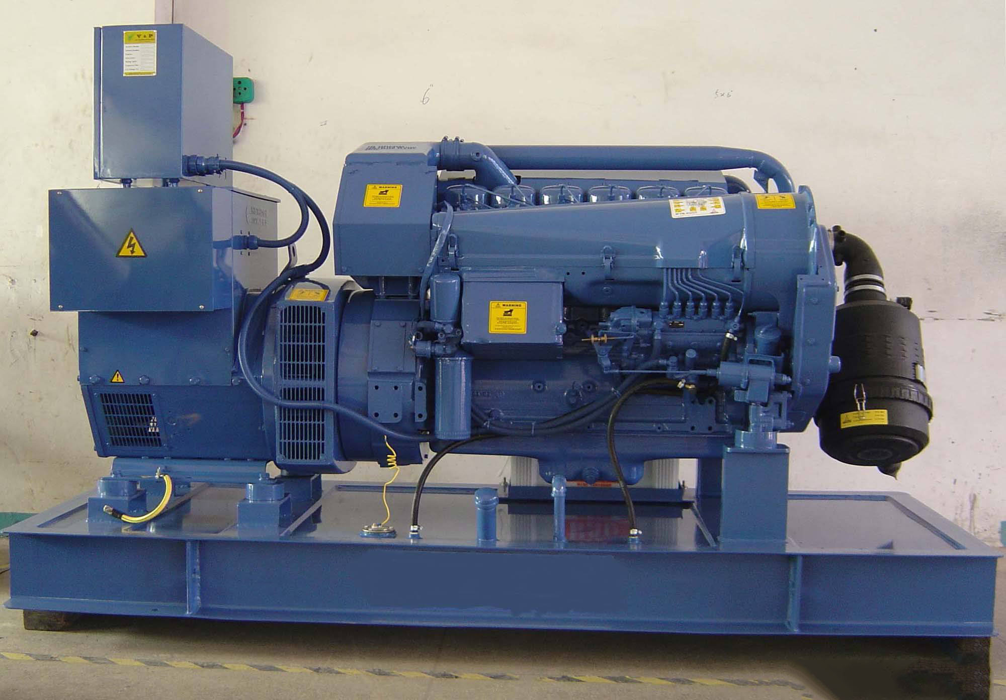 北屯汽油发电机组冬季启动前，电瓶需要做哪些检查和维护？